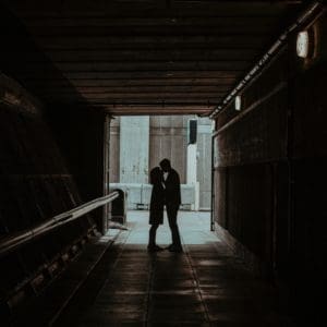 تنظيم وضعية الأزواج الأجانب في إسرائيل عندما يأتون من دول خطرة